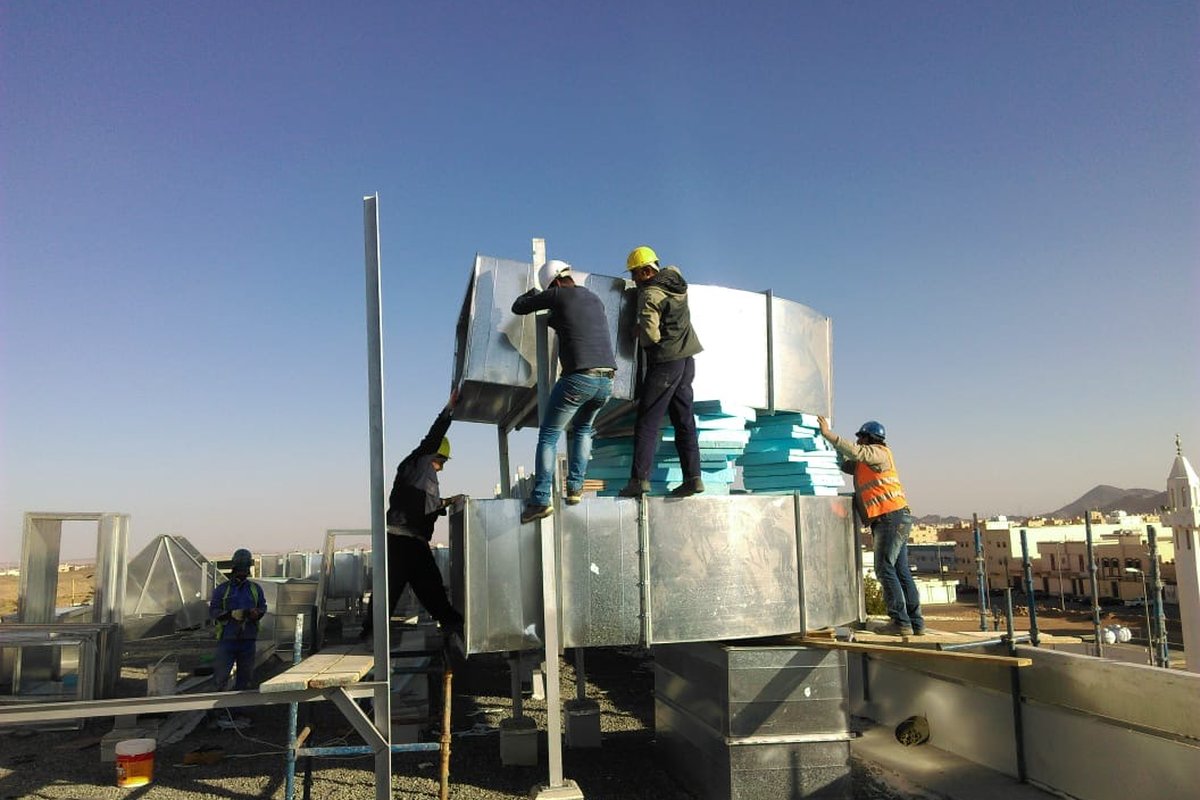 TEMCO rooftop HVAC ductwork installation, mechanical scope at refinery utilities